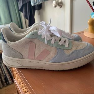 Pastel Veja Sneakers